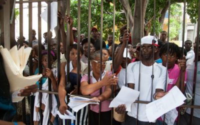 Impiden a haitianos entrar por la fuerza a Ministerio